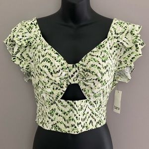 NWT, Bar III, size 10, Green and black dressy crop top